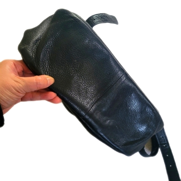 Roots full leather pebbled leather backpack medium large black unisex - Picture 5 of 12